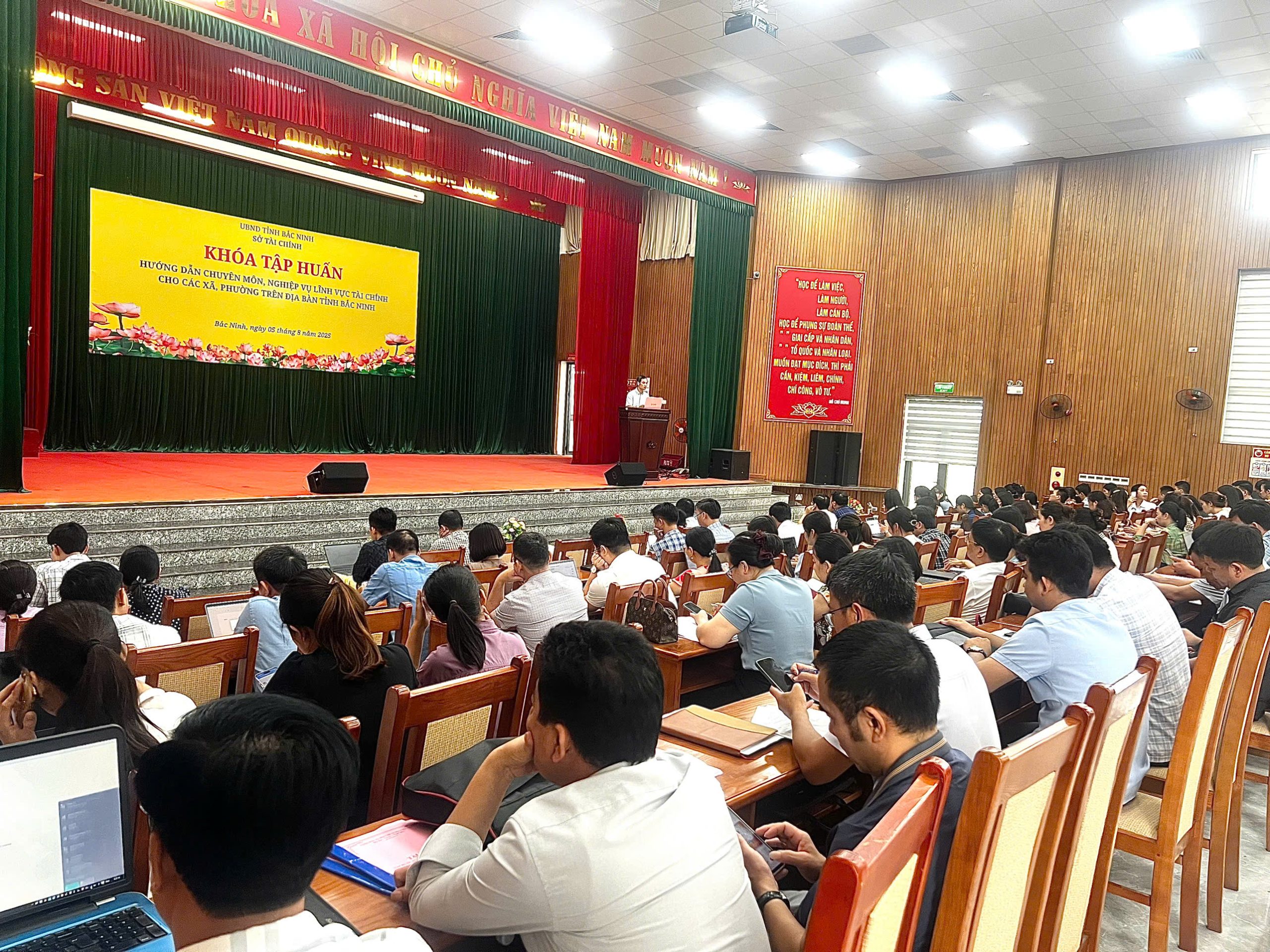 Sở Tài chính tỉnh Bắc Ninh khai giảng Khóa tập huấn, hướng dẫn chuyên môn, nghiệp vụ lĩnh vực tài chính cho các xã, phường trên địa bàn tỉnh